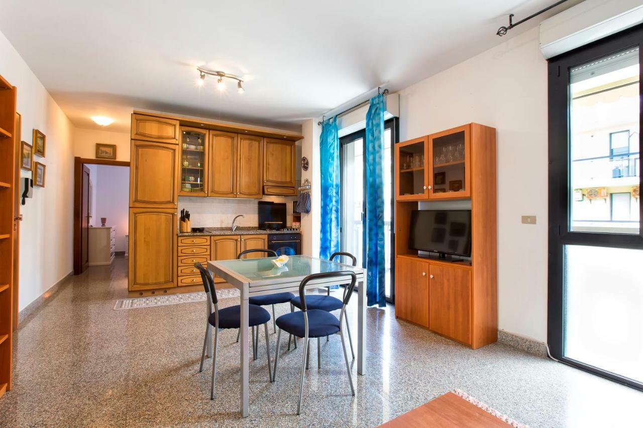 A Due Passi Dal Lido Apartman Alghero Kültér fotó